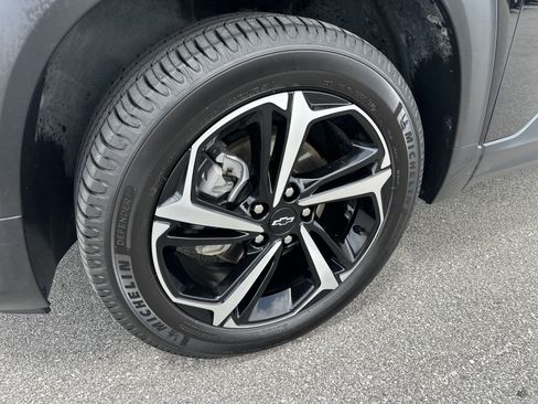 Used 2022 Chevrolet TrailBlazer RS w/ Sun and Liftgate Package AWD/4WD image 8