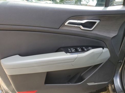 Used 2023 Kia Sportage X-Line w/ X-Line Premium Package image 19