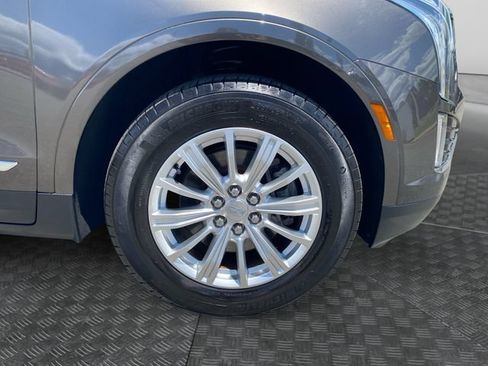 Used 2019 Cadillac XT5 AWD image 35