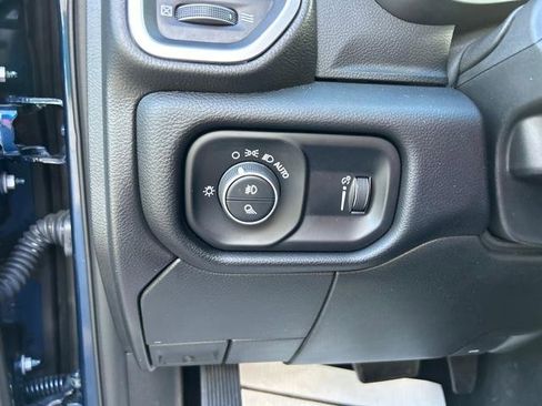 Used 2024 RAM 2500 Big Horn w/ Bed Utility Group image 24