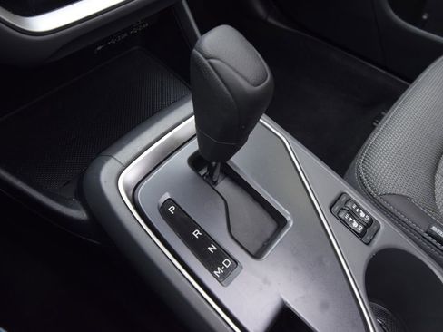 Used 2024 Subaru Crosstrek 2.0i Premium image 24