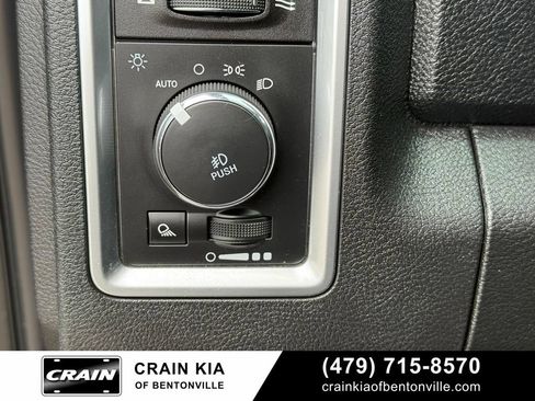 Used 2018 RAM 2500 Power Wagon w/ Leather & Luxury Group AWD/4WD image 12