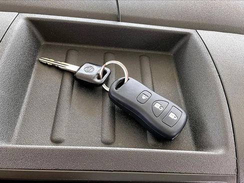Used 2012 Nissan Xterra X RWD image 30