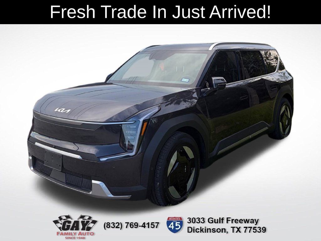 Certified 2026 Kia EV9 Wind AWD/4WD image 3