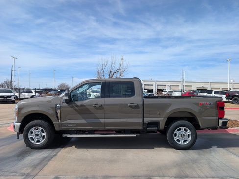 New 2026 Ford F250 XLT w/ XLT Premium Package image 2