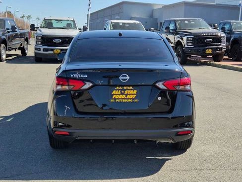 Used 2025 Nissan Versa S w/ Trunk Package image 5