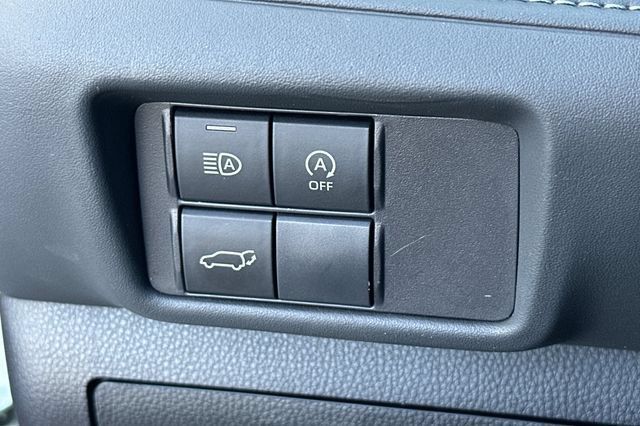 Used 2023 Toyota Highlander XSE AWD/4WD image 34