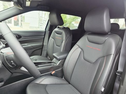 New 2026 Jeep Compass Trailhawk image 22