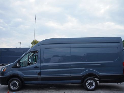 Used 2019 Ford Transit 250 148 High Roof Extended RWD image 6