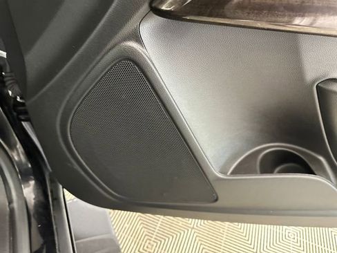 Used 2022 GMC Canyon Elevation image 29