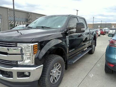 Used 2018 Ford F350 Lariat w/ Lariat Ultimate Package AWD/4WD image 5