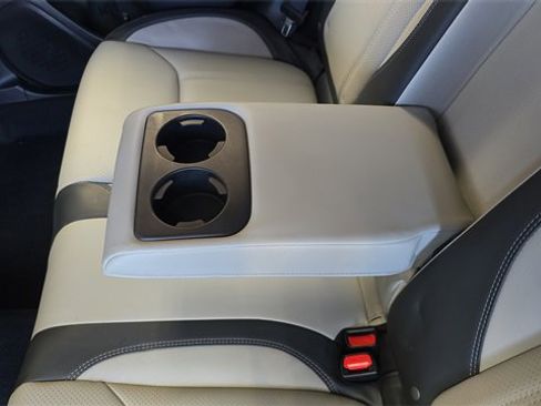 Used 2023 Subaru Forester Limited image 16