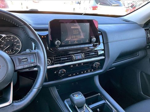 Used 2022 Nissan Pathfinder SV w/ Cargo Package image 8