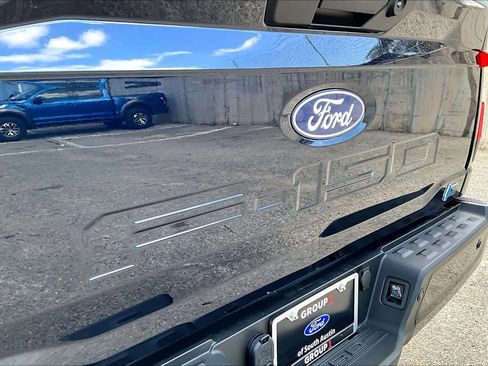 Used 2025 Ford F150 Lightning XLT w/ Max Trailer Tow Package image 9