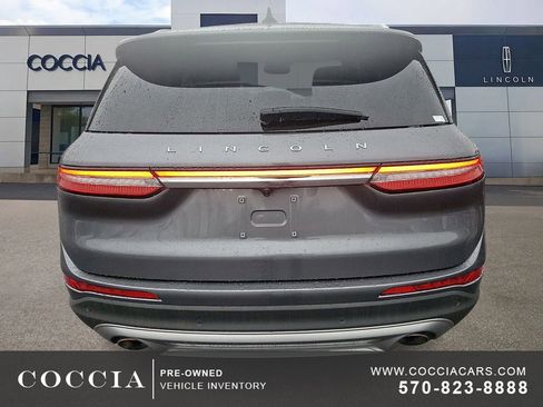 Used 2022 Lincoln Corsair AWD w/ Premium Package image 5