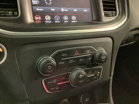 Used 2020 Dodge Charger R/T RWD image 22