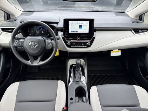 New 2026 Toyota Corolla LE image 11