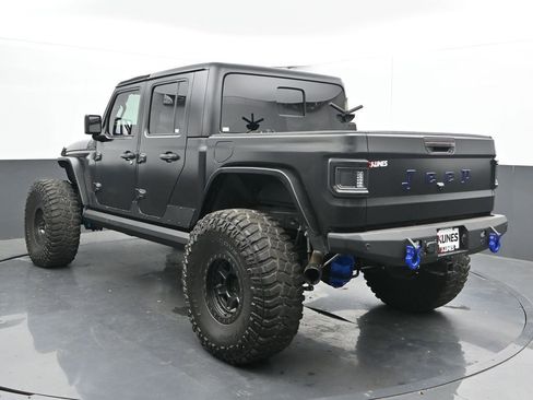 Used 2020 Jeep Gladiator Rubicon image 9