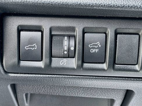 Used 2022 Subaru Outback Limited AWD/4WD image 10