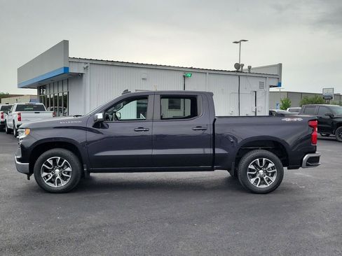 Used 2023 Chevrolet Silverado 1500 LT image 3
