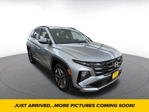 Used 2025 Hyundai Tucson SEL image 1