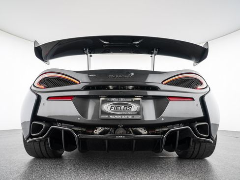Used 2020 McLaren 620R RWD image 48