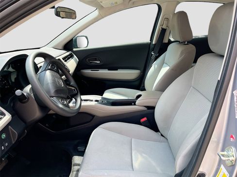 Used 2019 Honda HR-V LX image 19