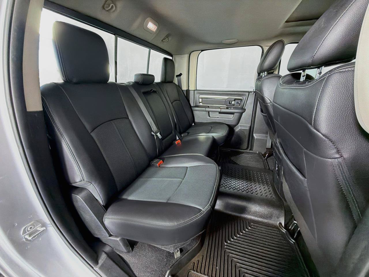 Used 2018 RAM 1500 Sport AWD/4WD image 40