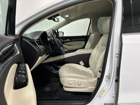 Used 2023 Buick Enclave Essence w/ Trailering Package, 5000 lbs. AWD/4WD image 4