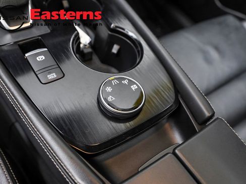 Used 2022 Nissan Rogue SL w/ SL Premium Package image 49