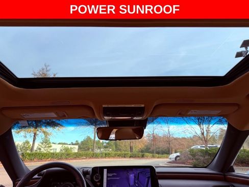 Certified 2025 Lexus ES 300h w/ Premium Package image 10