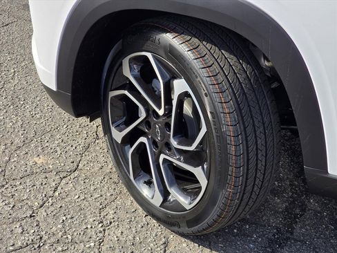 New 2026 Chevrolet Trax RS w/ Driver Confidence Package image 22