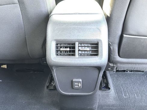 Used 2021 GMC Terrain SLE w/ Driver Convenience Package image 23