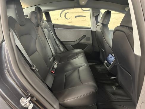 Used 2025 Tesla Model 3 Long Range RWD image 23