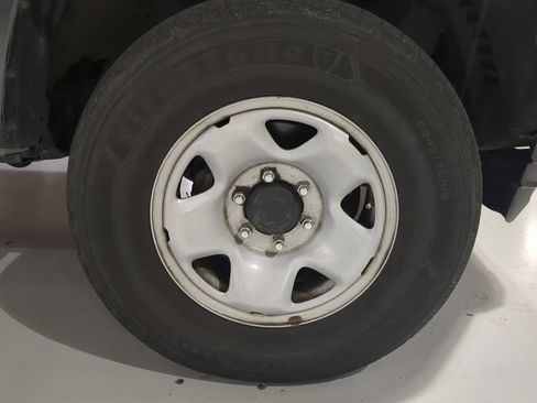 Used 2023 Toyota Tacoma SR AWD/4WD image 6