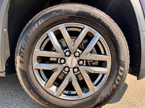 Used 2017 GMC Acadia SLT FWD image 32