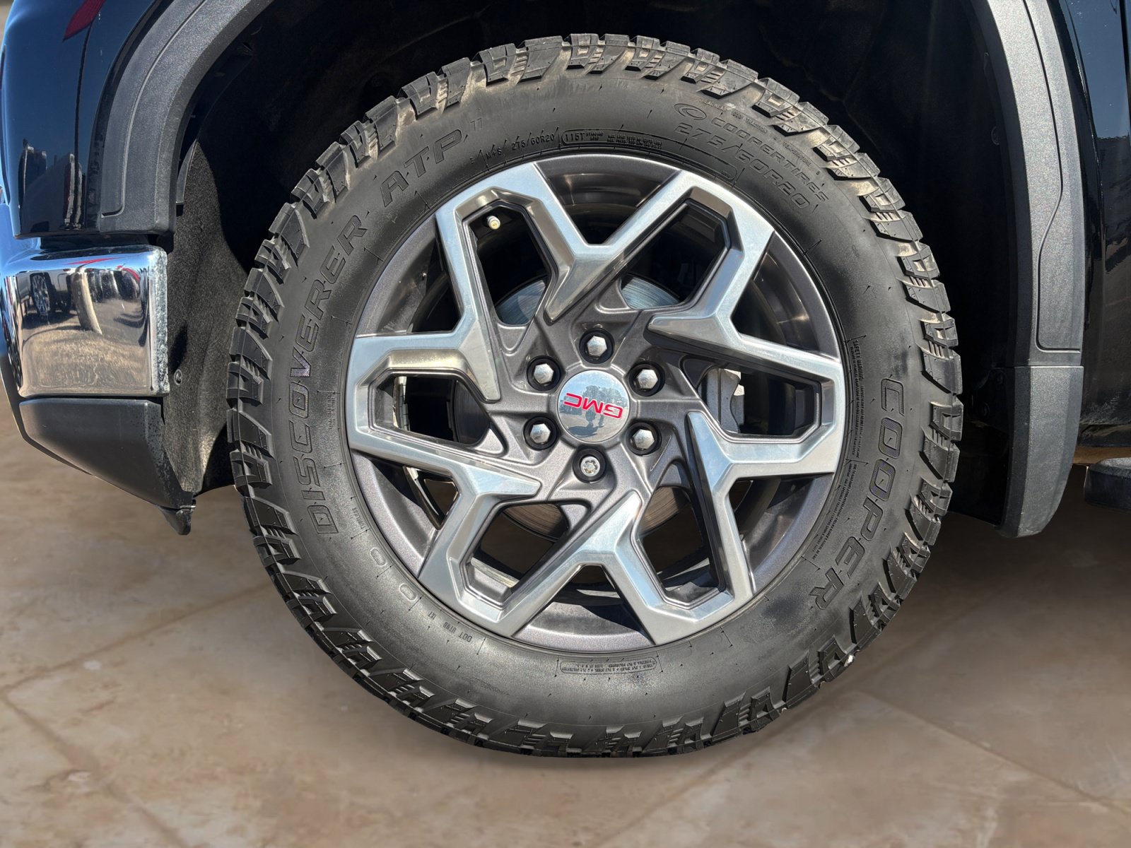 Used 2023 GMC Sierra 1500 SLT AWD/4WD image 31