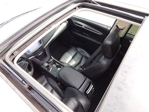 Used 2019 Cadillac XT5 Premium Luxury image 9