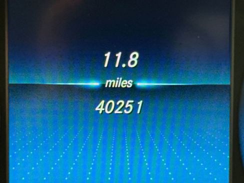 Used 2022 Mercedes-Benz GLC 300 image 18