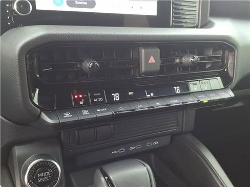 Used 2024 Toyota Land Cruiser image 23