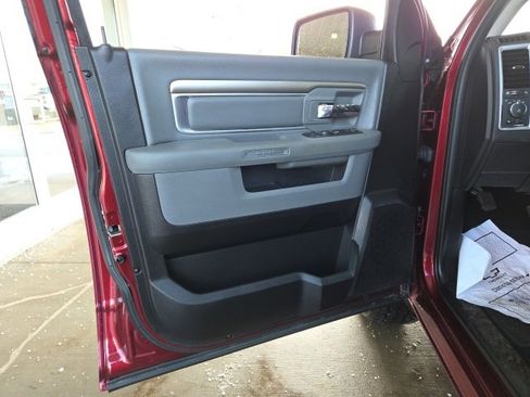 Used 2018 RAM 1500 Big Horn image 93