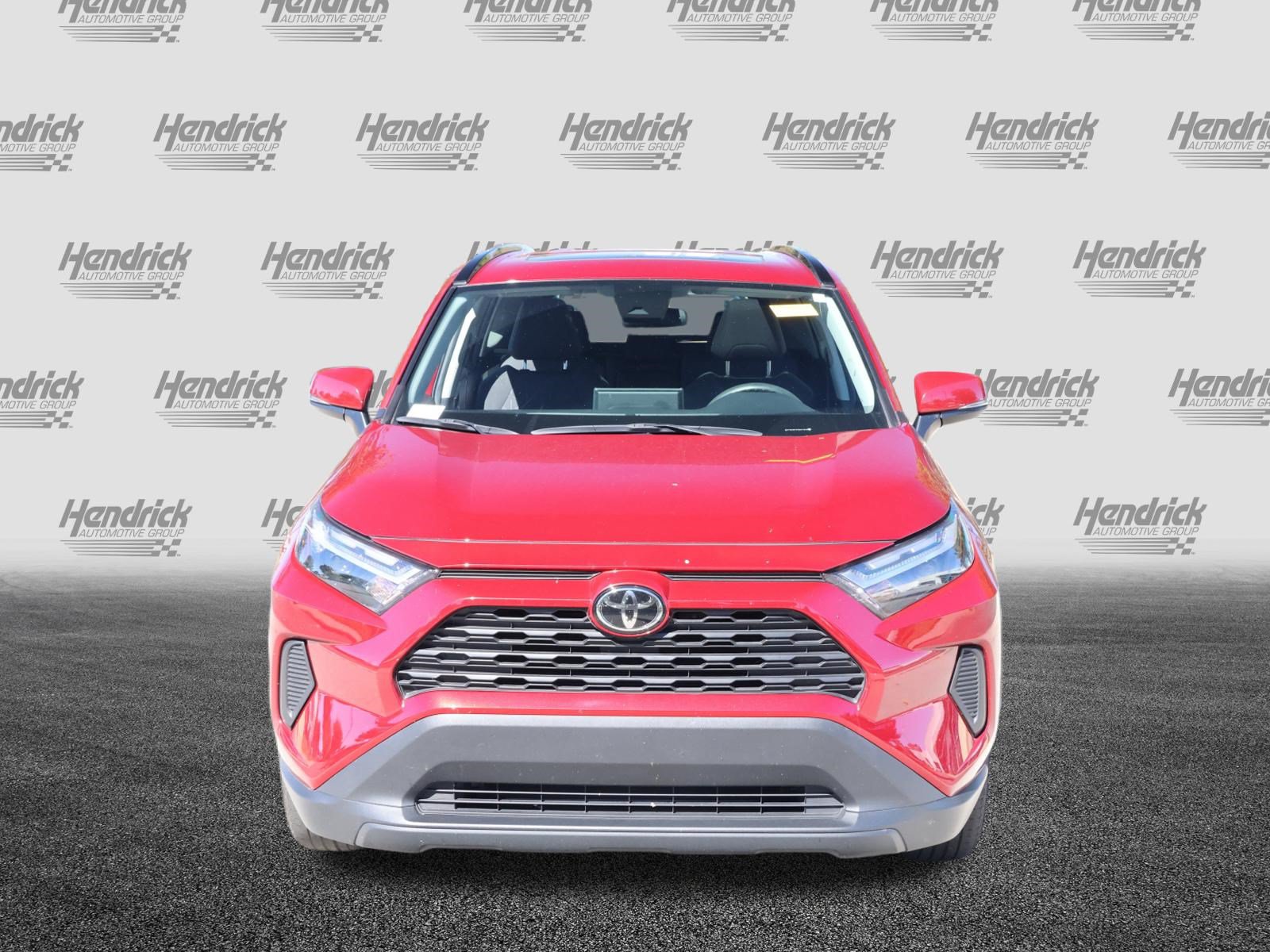 Used 2025 Toyota RAV4 XLE w/ Convenience Package FWD image 3