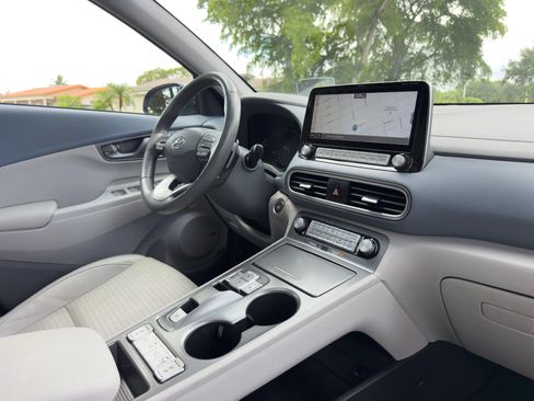 Used 2021 Hyundai Kona Ultimate w/ Cargo Package FWD image 70