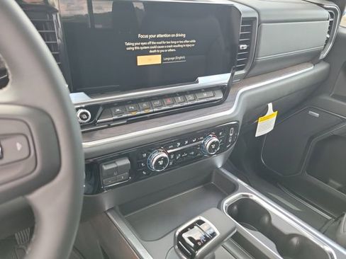 New 2026 GMC Sierra 1500 SLT AWD/4WD image 25