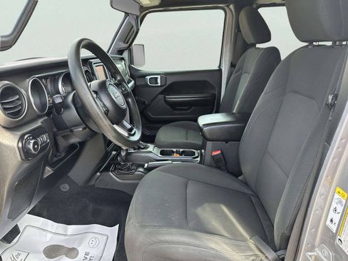 Used 2018 Jeep Wrangler Unlimited Sport AWD/4WD image 11