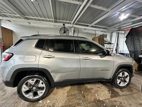 Used 2021 Jeep Compass Limited AWD/4WD image 4