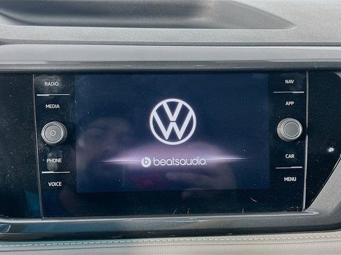 Used 2023 Volkswagen Taos SEL AWD/4WD image 15