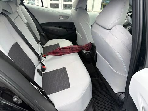 Used 2019 Toyota Corolla SE w/ SE Option Package FWD image 8