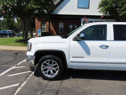 Used 2017 GMC Sierra 1500 SLT w/ SLT Premium Package RWD image 2