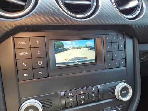 Used 2023 Ford Mustang Coupe RWD image 23